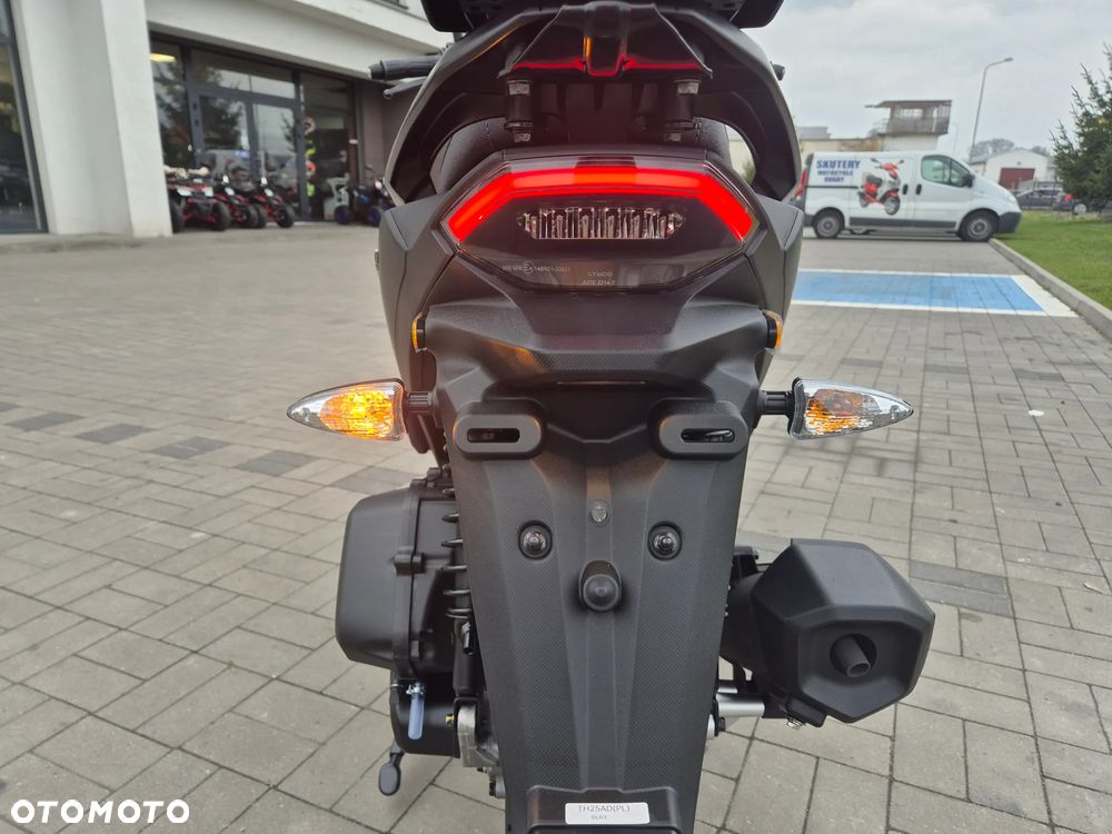 Kymco Skytown - 8