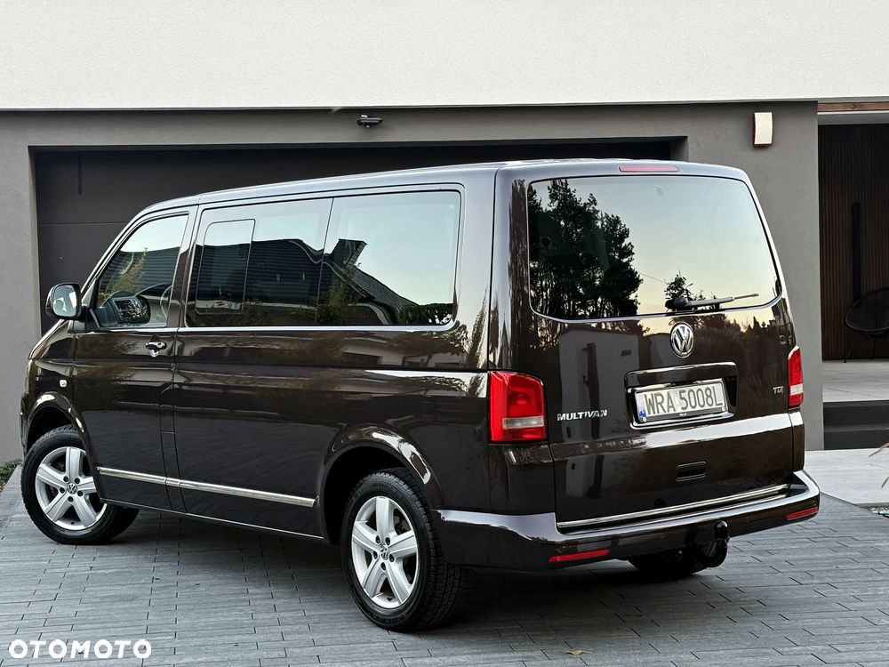 Volkswagen Multivan - 13