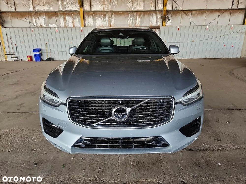 Volvo XC 60 T6 AWD Geartronic RDesign - 5