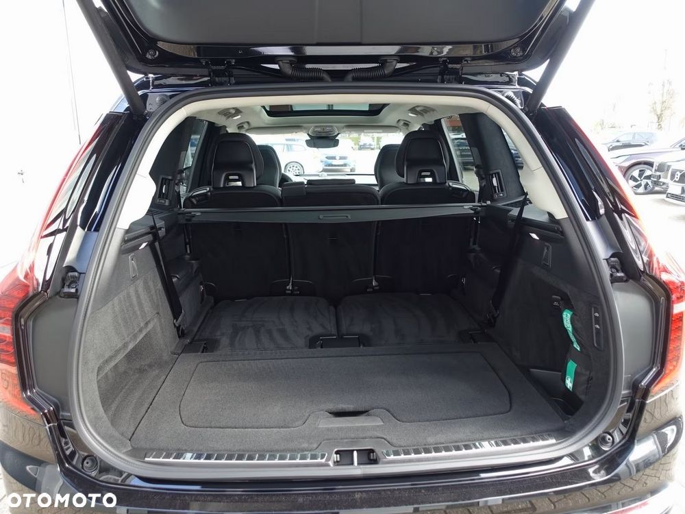 Volvo XC 90 T8 AWD Ultra Bright - 11