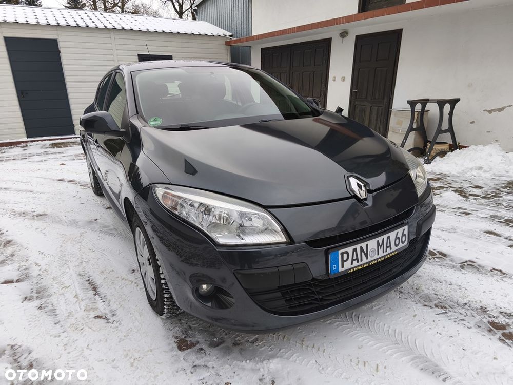 Renault Megane 1.6 16V 100 Authentique - 5