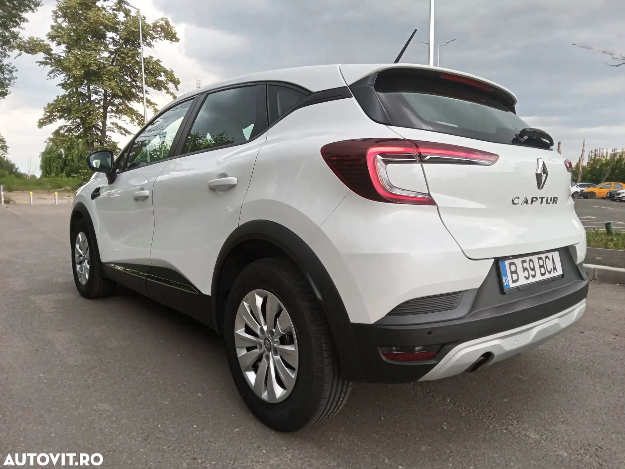 Renault Captur BLUE dCi Zen - 4