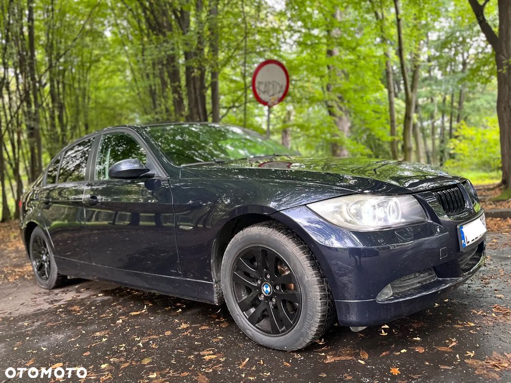 BMW Seria 3 320i - 7