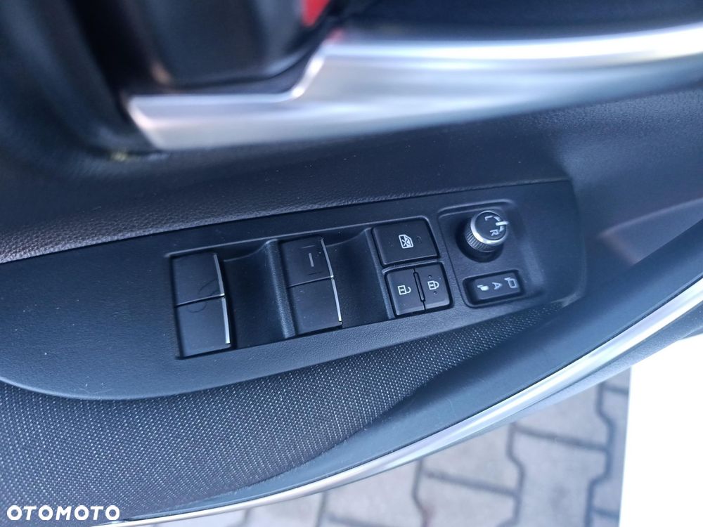 Toyota Corolla 1.8 Hybrid Comfort - 17