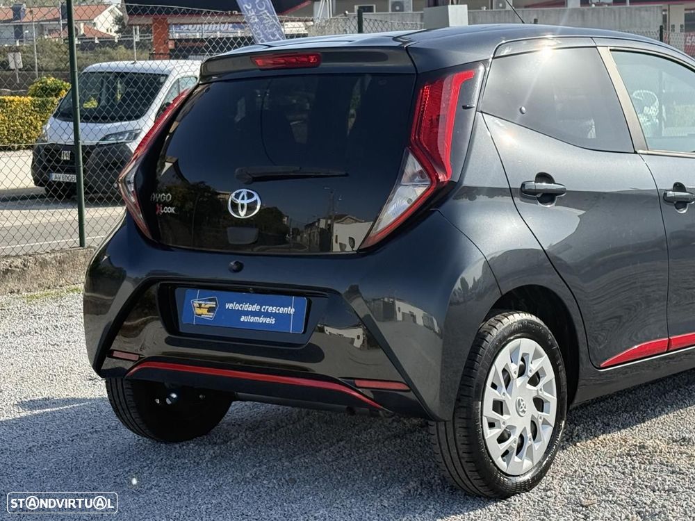 Toyota Aygo 1.0 X-Play Plus - 9