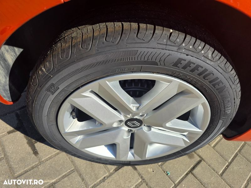 Renault Clio - 8