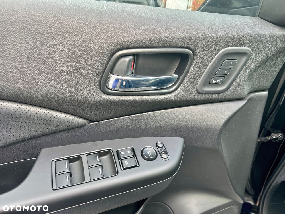 Honda CR-V 2.0i-VTEC 4WD Executive - 17