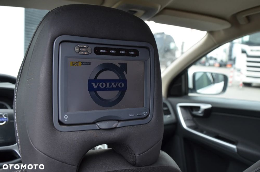 Volvo XC 60 - 13