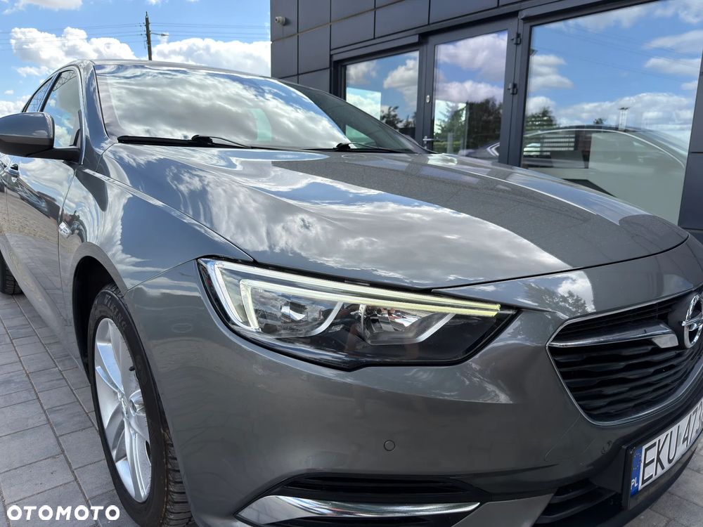 Opel Insignia 1.5 T Exclusive S&S - 18