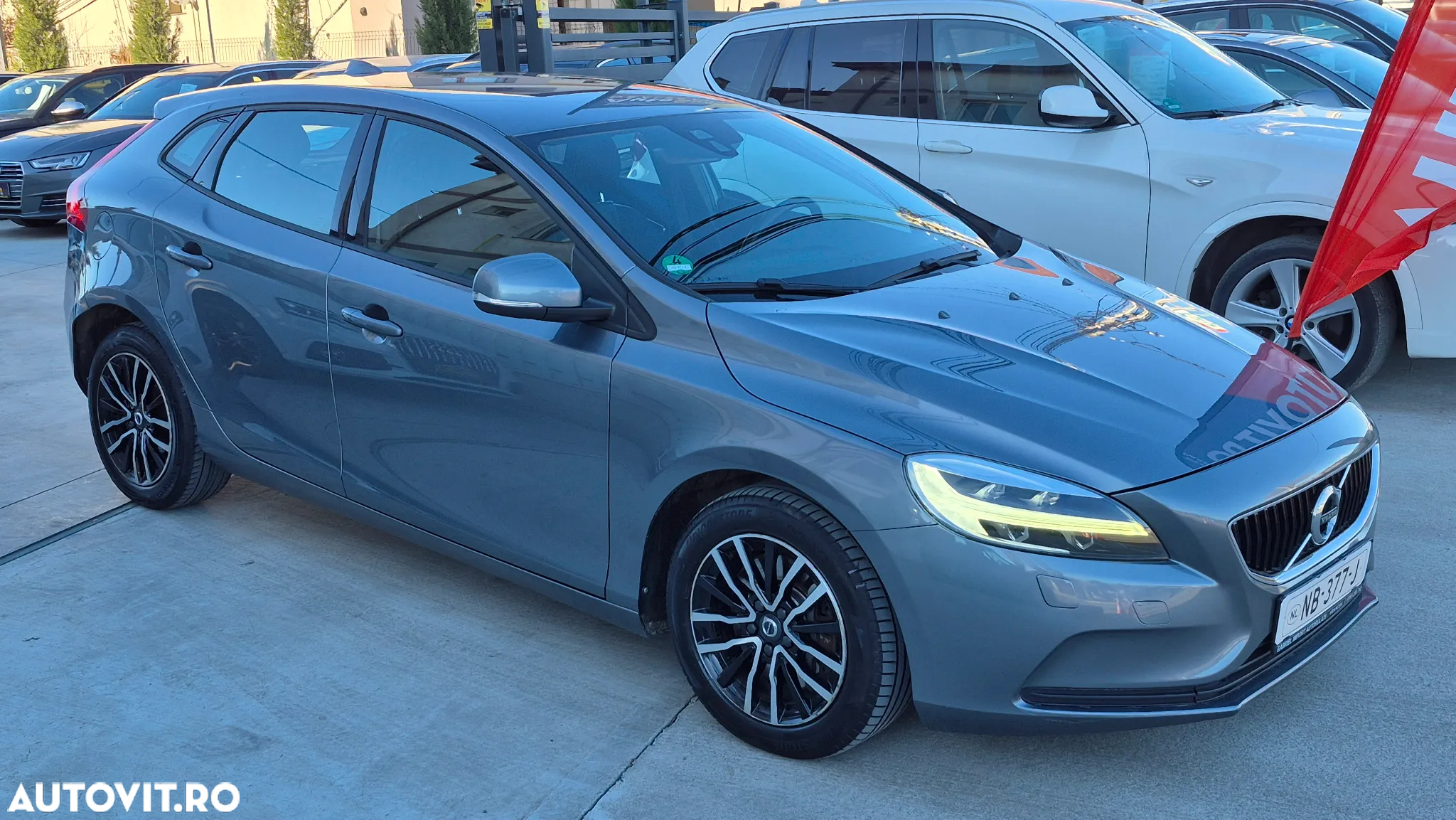 Volvo V40 D3 Aut. Summum - 11