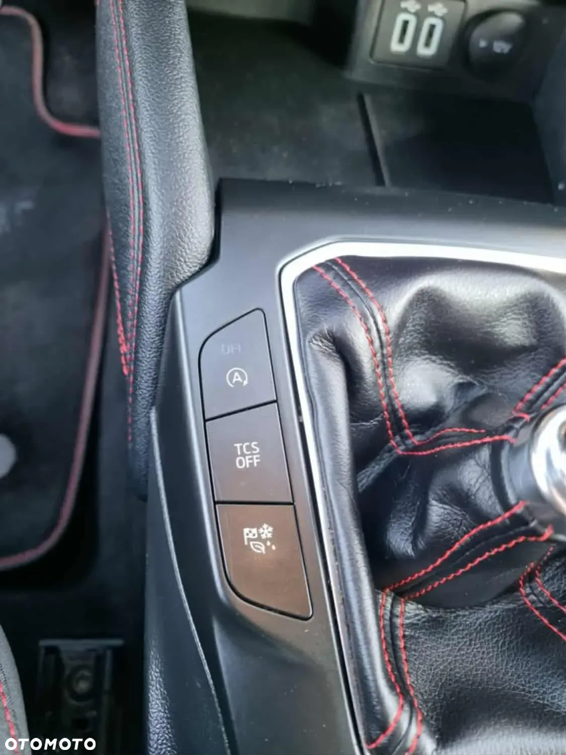 Ford Focus 1.0 EcoBoost Hybrid ST-LINE X - 15