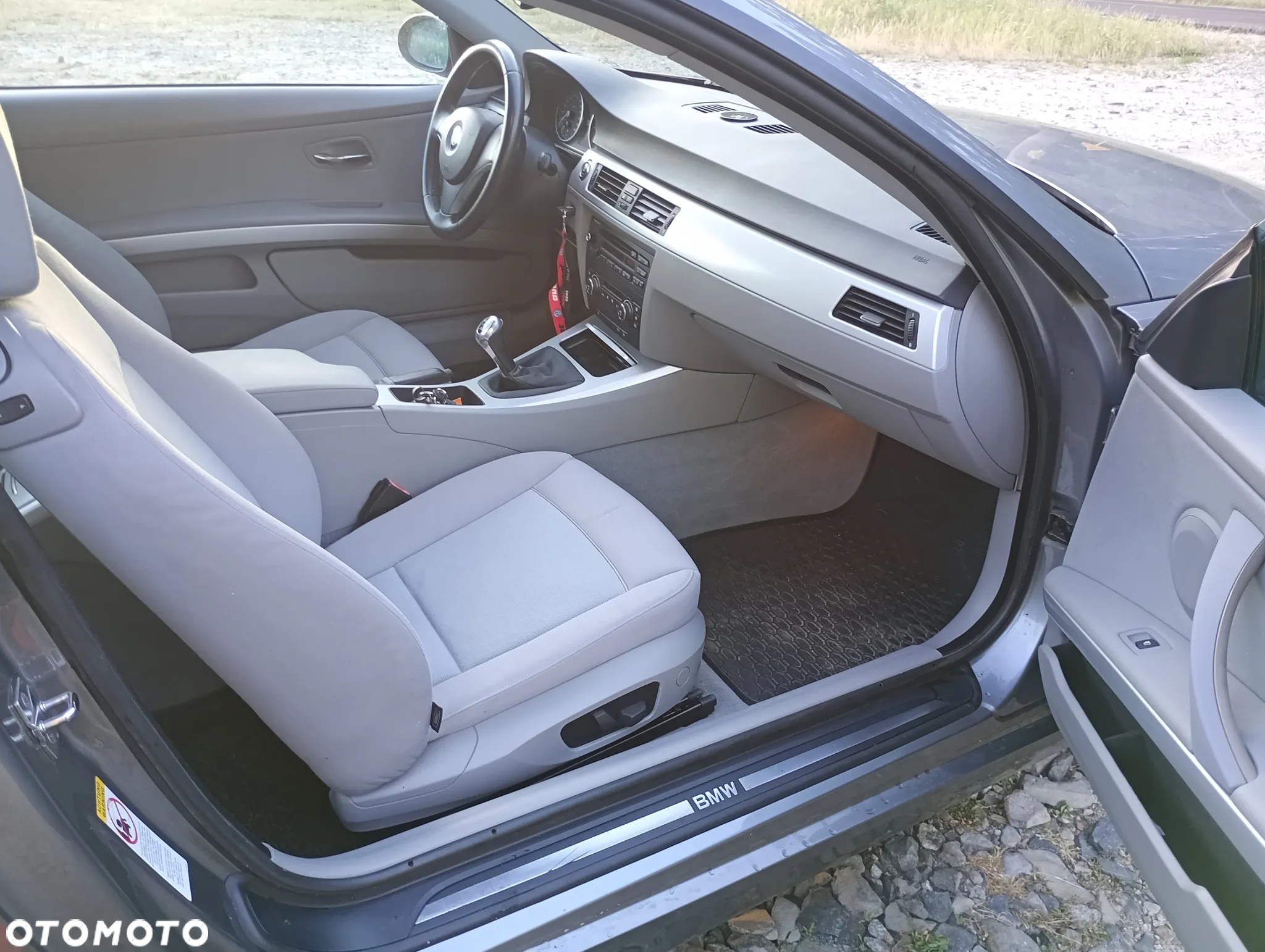 BMW Seria 3 320i Coupe - 6