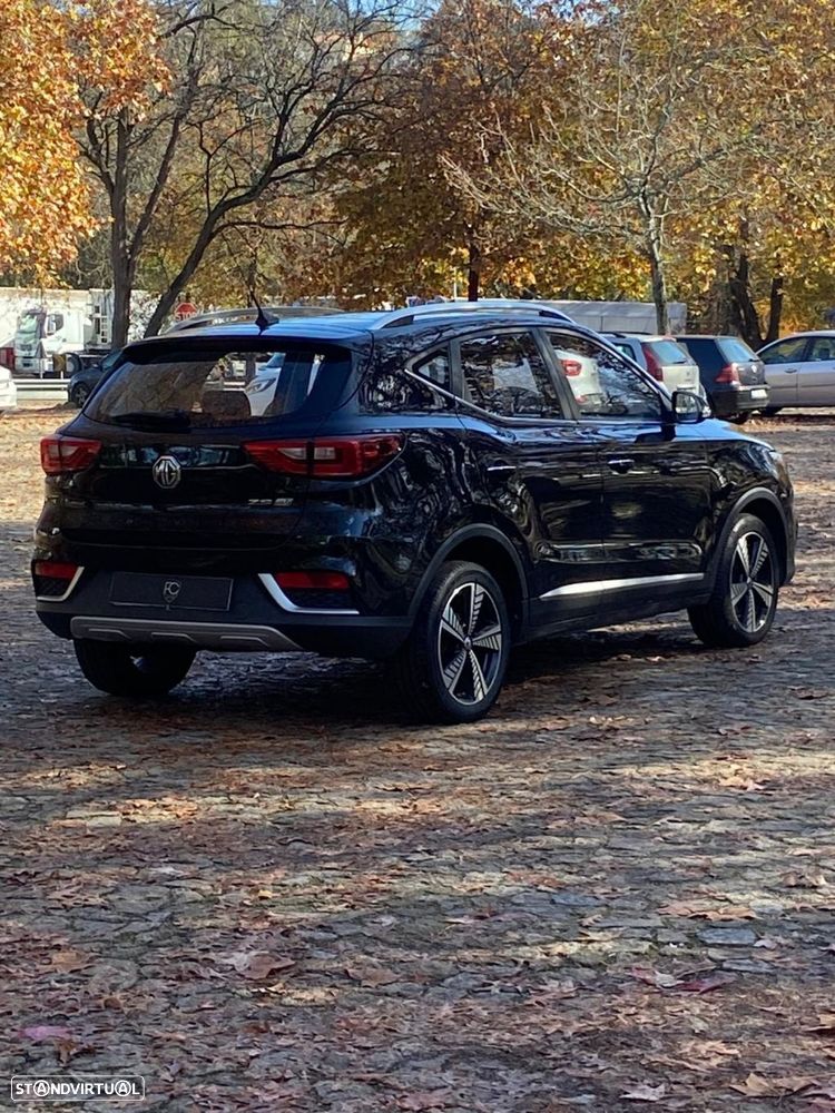 MG ZS EV Luxury - 8