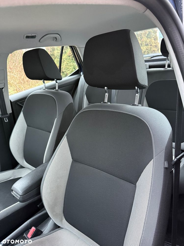 Skoda Fabia - 12