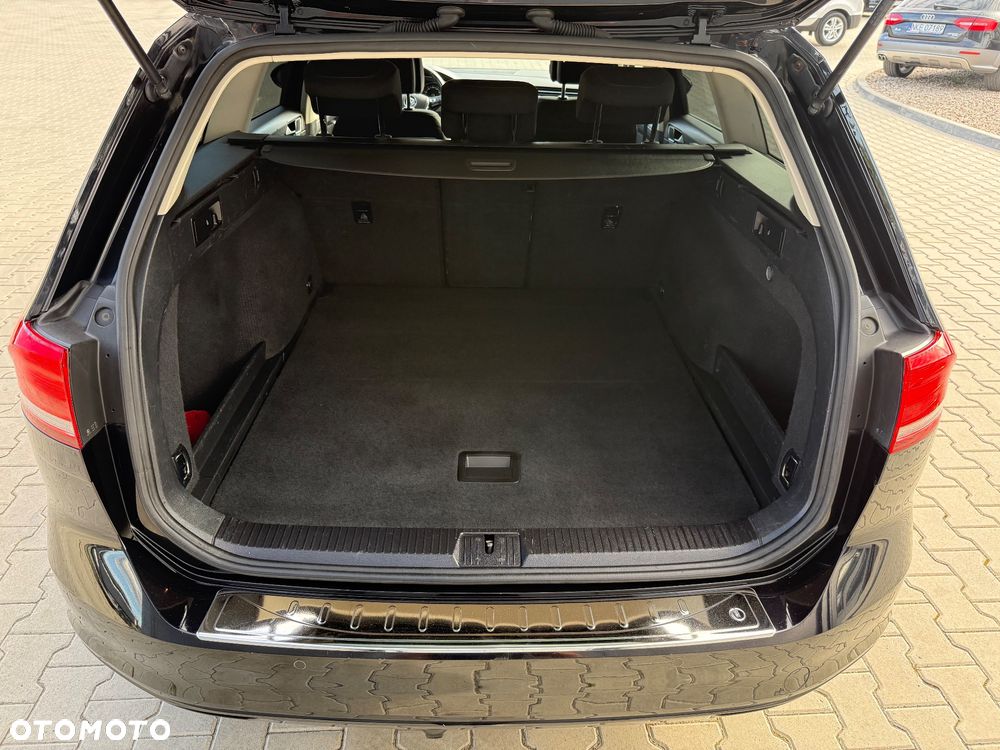 Volkswagen Passat 2.0 TDI SCR Comfortline - 15