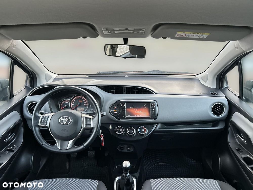 Toyota Yaris - 11