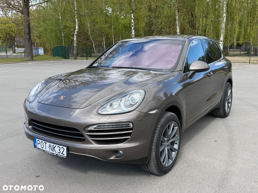 Porsche Cayenne - 1