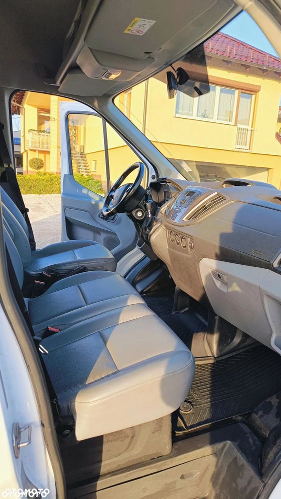 Ford Transit - 10