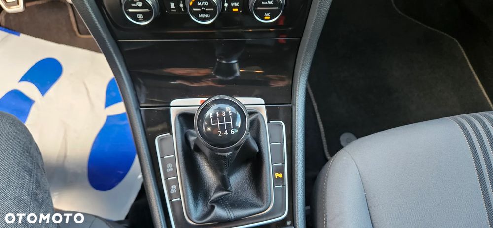 Volkswagen Golf 1.6 TDI 4Motion BlueMotion Technology Allstar - 32