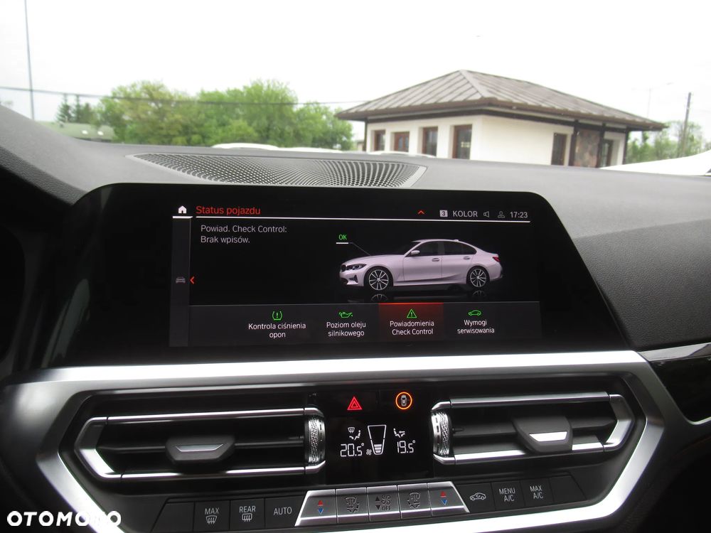 BMW Seria 3 318i Sport Line - 35