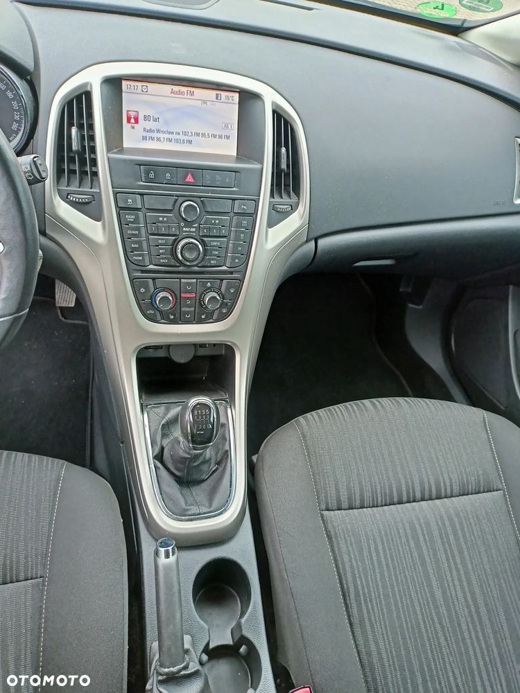 Opel Astra 1.4 Turbo Innovation - 19