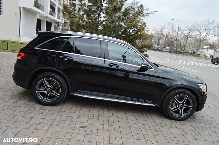 Mercedes-Benz GLC - 25