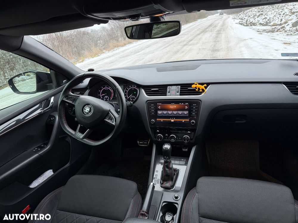 Skoda Octavia 2.0 245 TSI DSG RS - 12