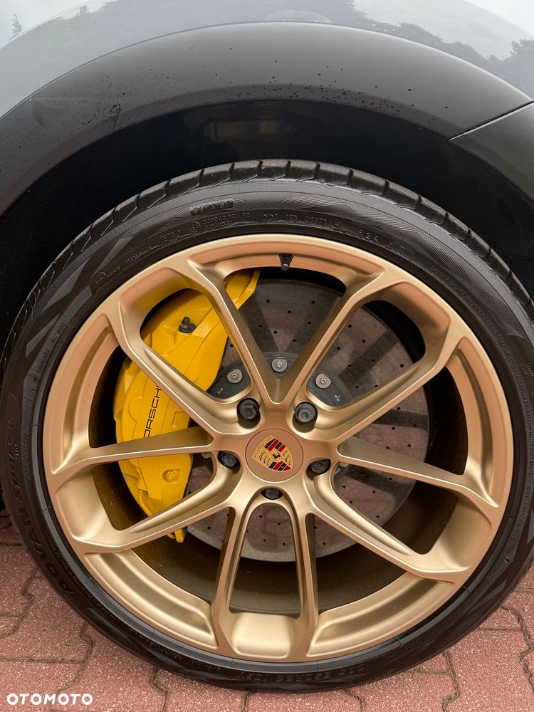 Porsche Cayenne Turbo GT - 9