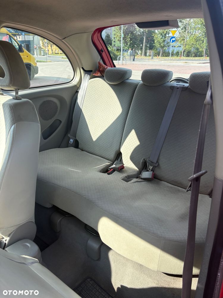 Nissan Micra 1.2 Visia + - 6