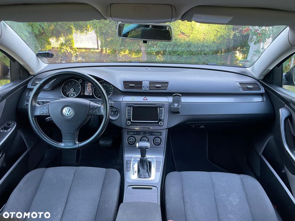 Volkswagen Passat 1.8 TSI Comfortline DSG - 10