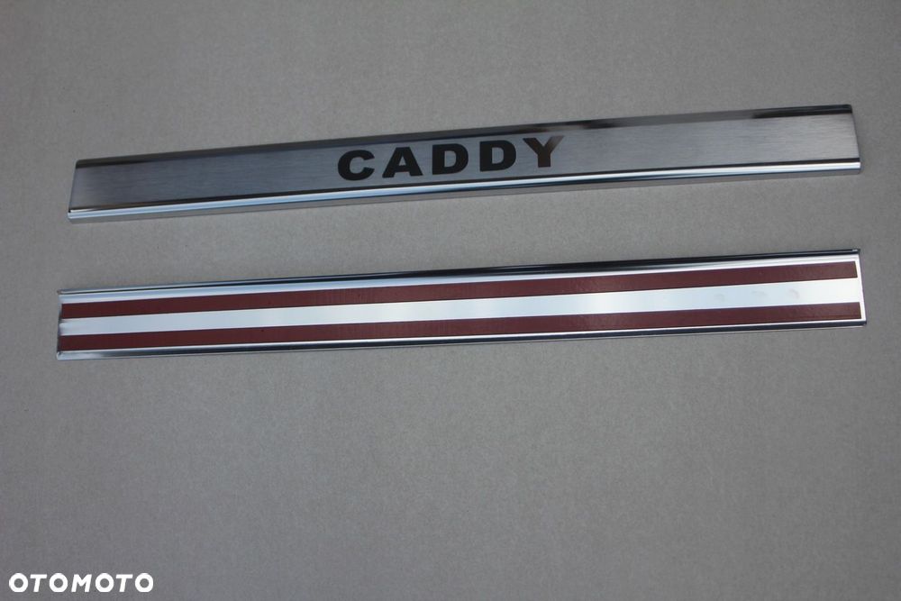 NAKŁADKI NA PROGI LISTWA VOLKSWAGEN CADDY - 3