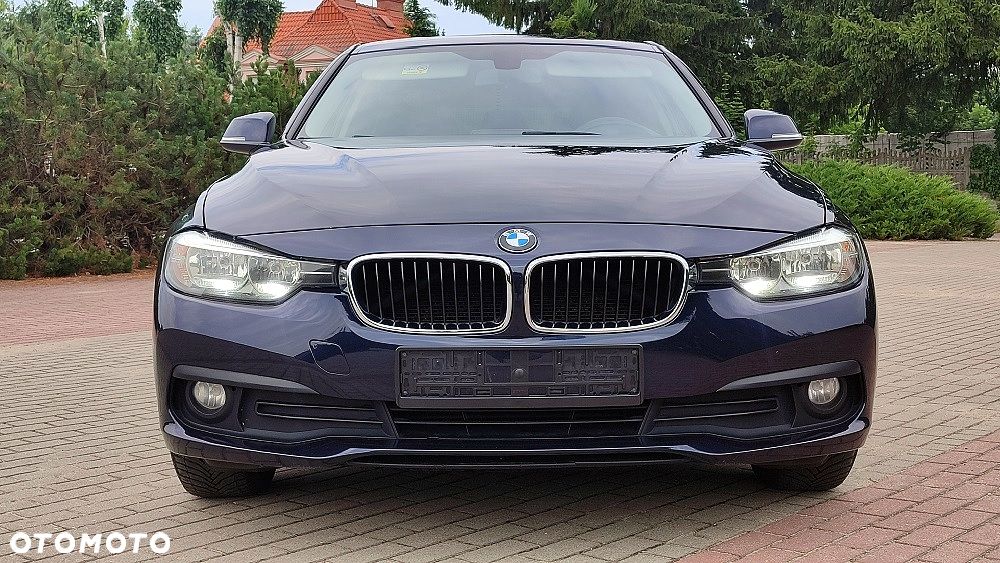 BMW Seria 3 - 24