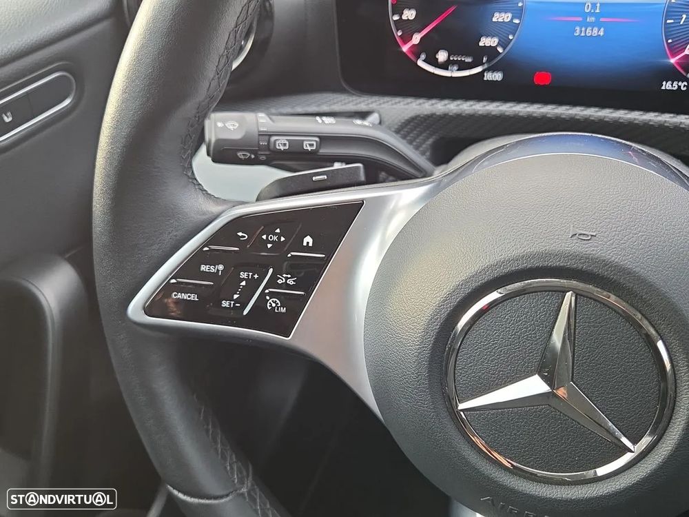 Mercedes-Benz A 200 Standard - 24