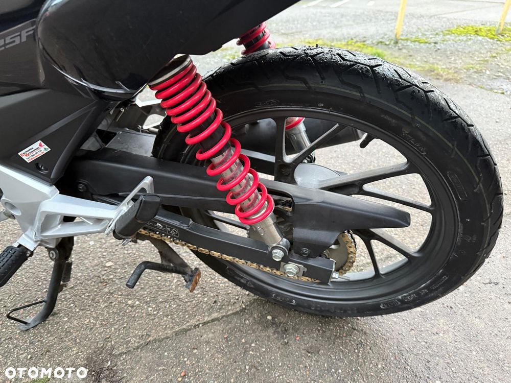 Honda CBF - 6