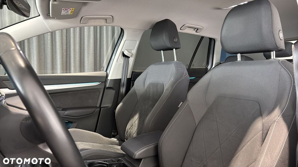 Volkswagen Golf 2.0 TDI Life - 12