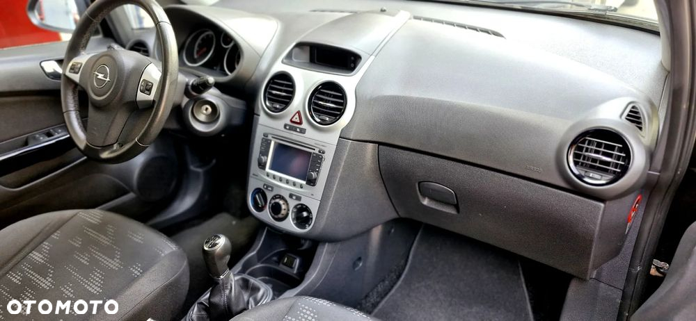 Opel Corsa 1.4 16V Color Edition - 19
