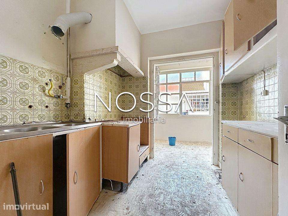 T2 para Obras Totais | Aproveitamento Sótão | V. Nova - Grande imagem: 2/39