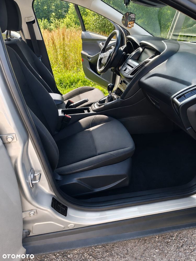 Ford Focus - 4