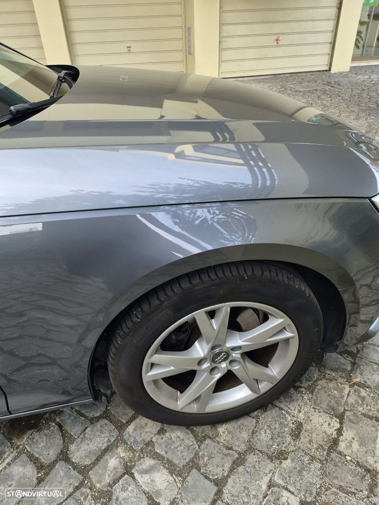 Audi A4 Avant 2.0 TDi - 6