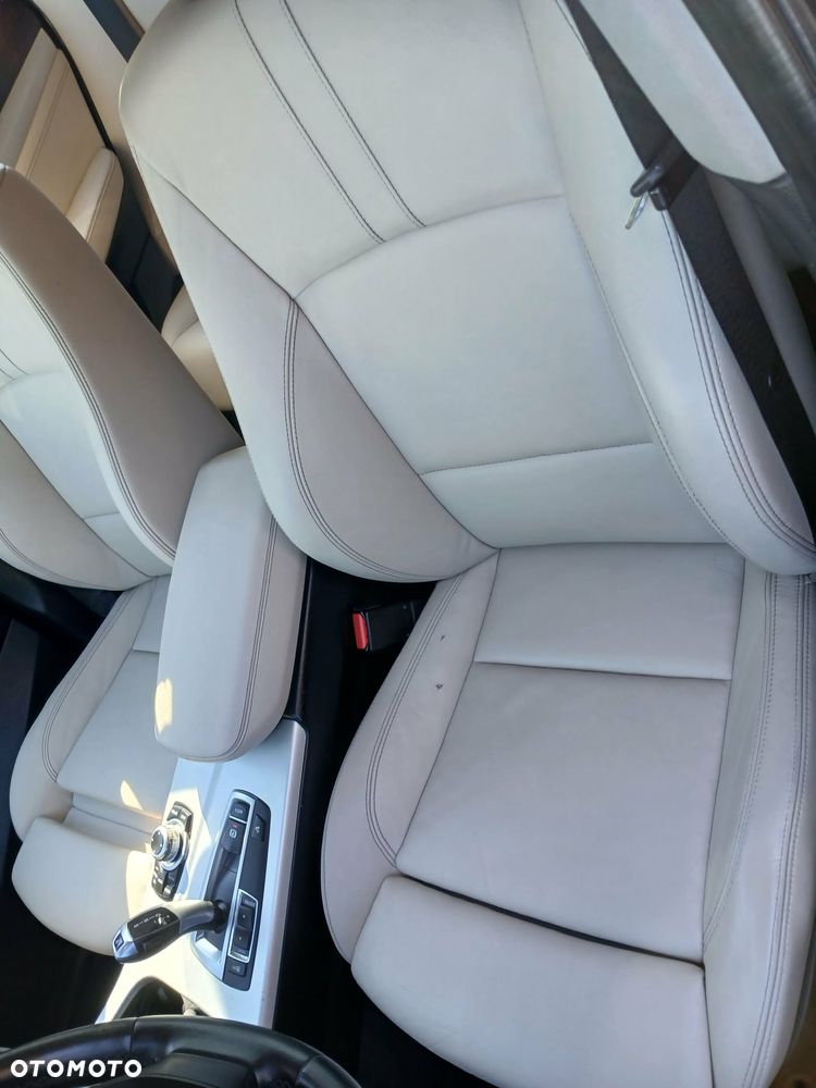 BMW X3 xDrive20d - 10