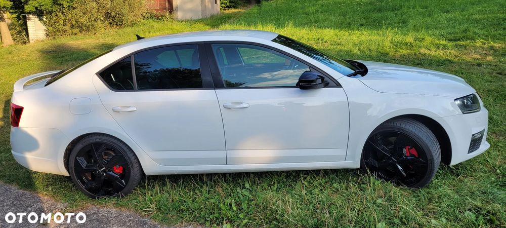 Skoda Octavia 2.0 TSI (Green tec) RS - 5
