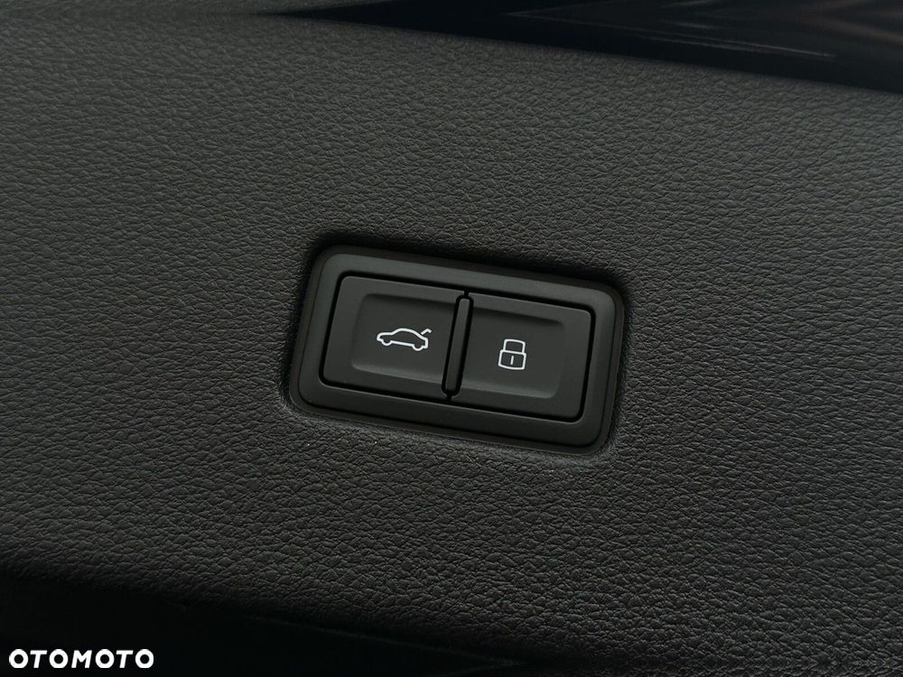 Audi Q8 - 33