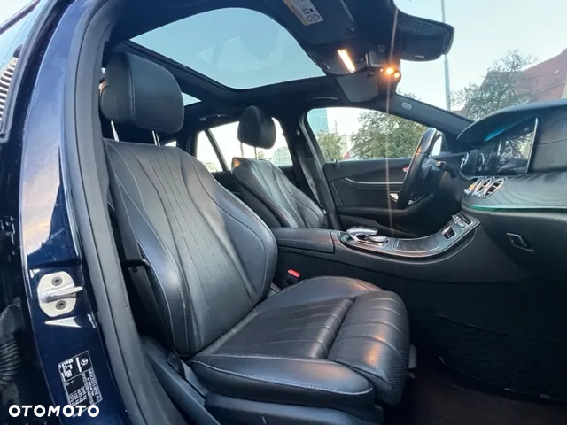 Mercedes-Benz Klasa E 300 d T 9G-TRONIC AMG Line - 21