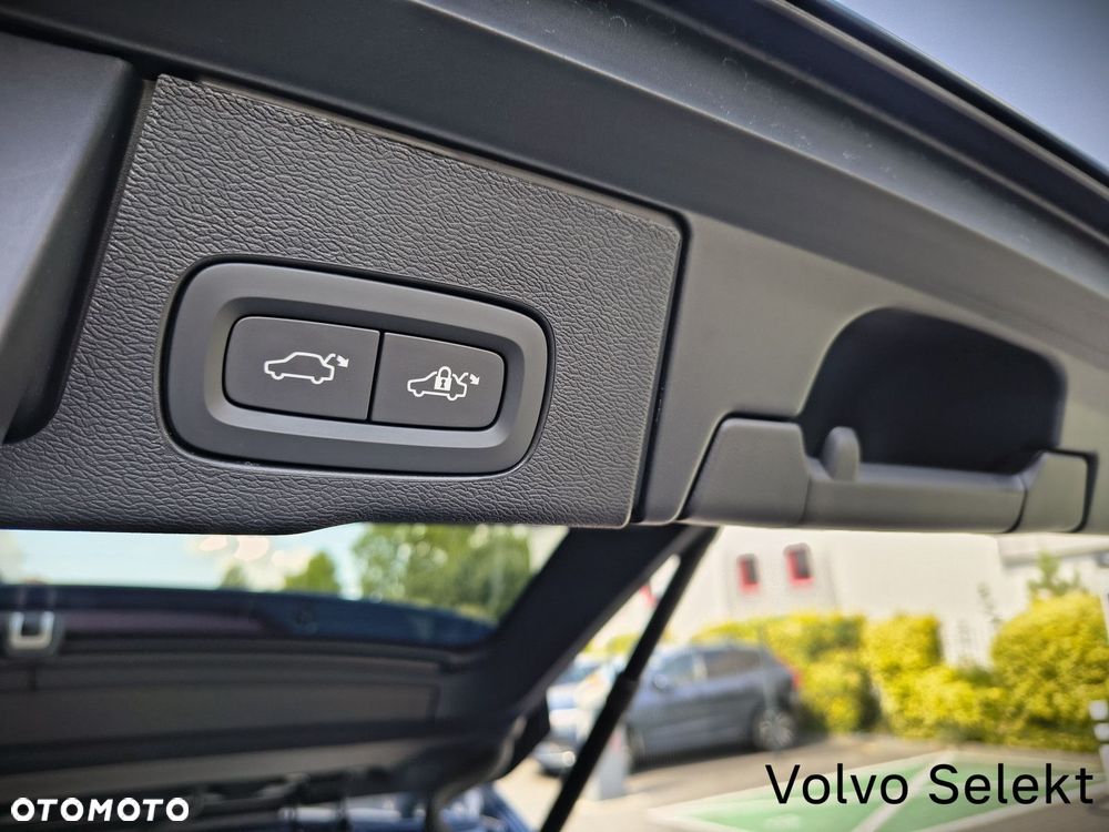 Volvo XC 60 - 32