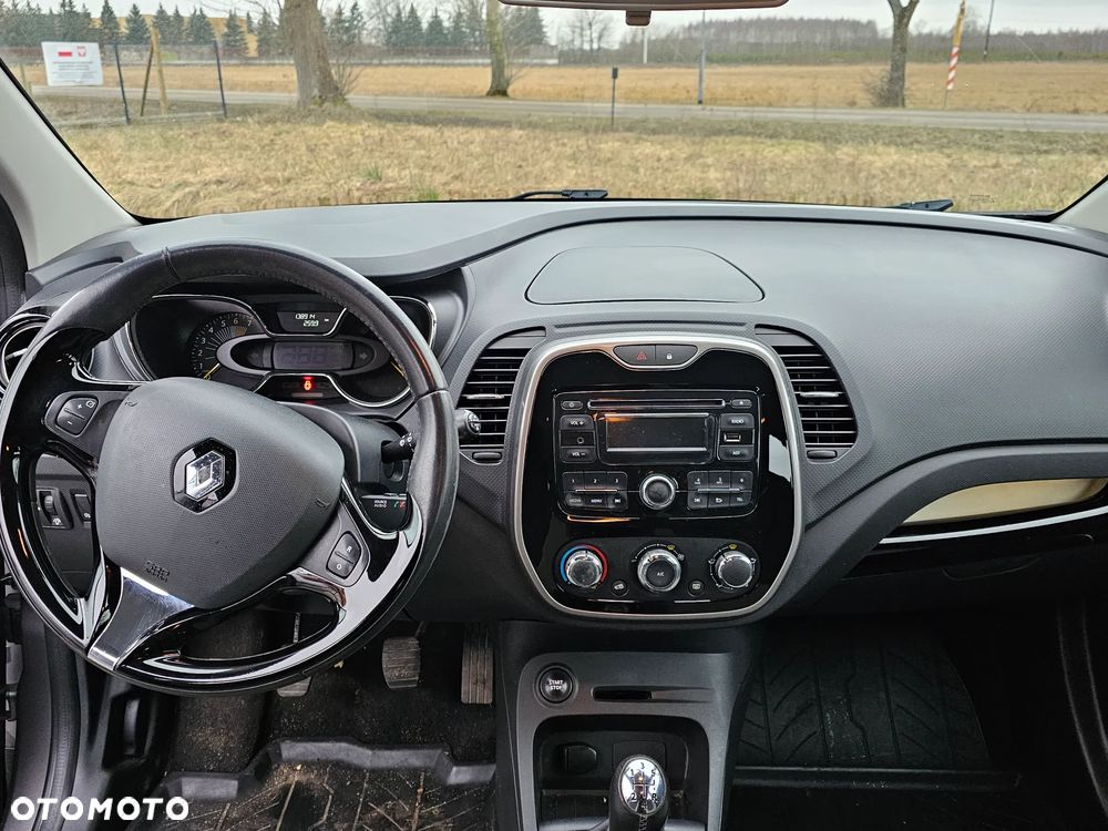 Renault Captur - 16