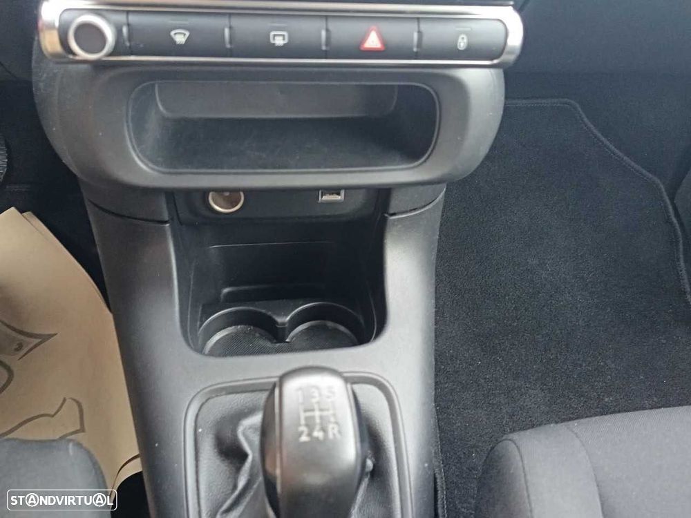 Citroën C3 1.2 PureTech Shine - 17