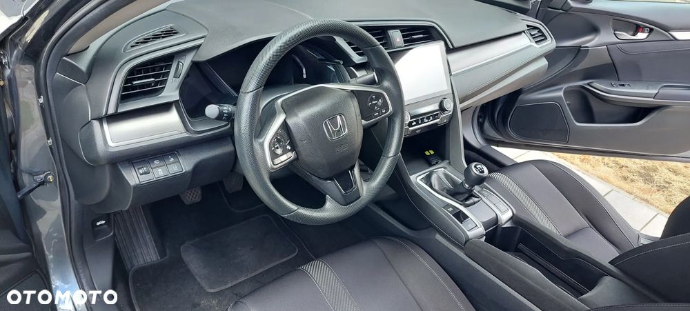 Honda Civic 1.5 T Elegance - 10