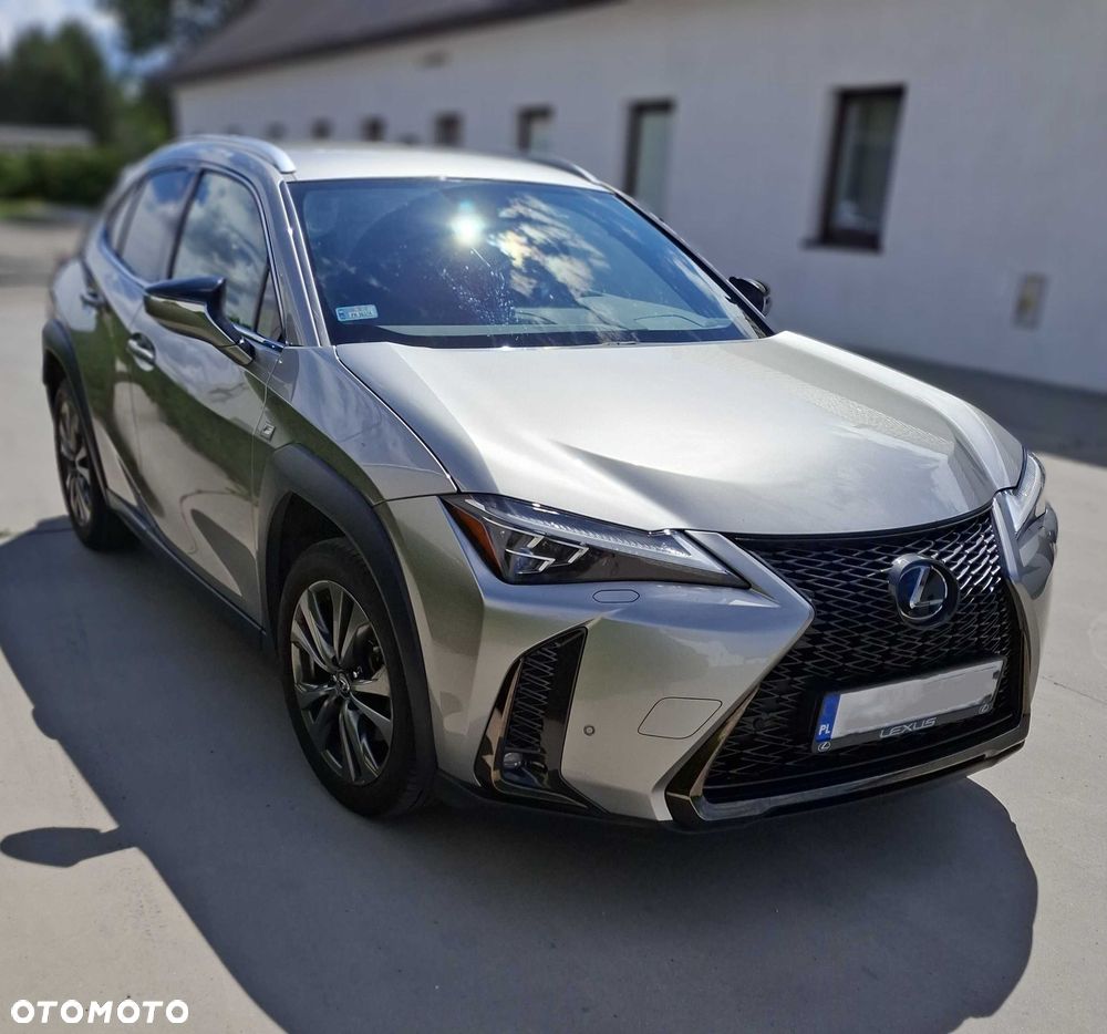 Lexus UX - 2