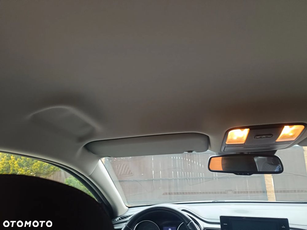 Kia Ceed 1.6 CRDi SCR M DCT - 38