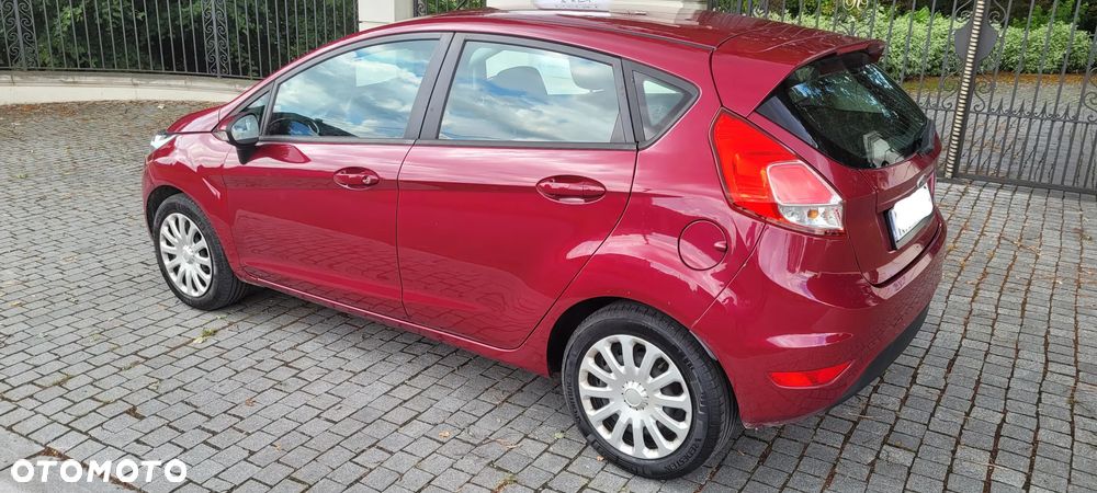 Ford Fiesta - 10